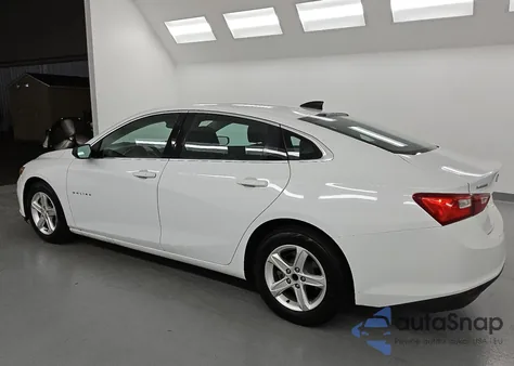2021 Chevrolet Malibu Ls z USA, uszkodzony, nr VIN 1G1ZB5ST0MF038023